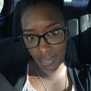 Meet your Posher, Brittny